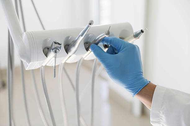 Professional Emergency Dentist technician working in Hyde Park, UT